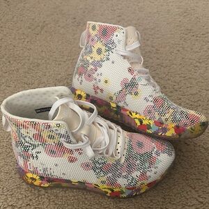 NOBULL Womens Impact high top- floral 7